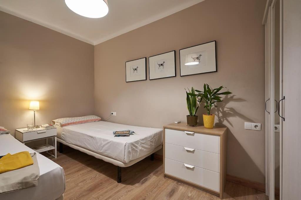 Bebarceloner Sant Andreu Apartments - 3 Bedrooms Exterior photo